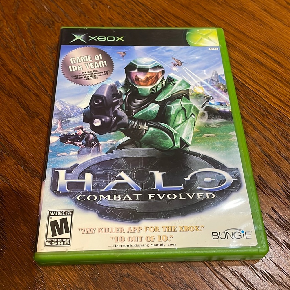 Xbox Halo: combat evolved